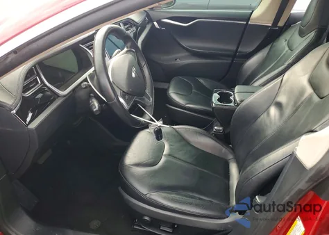 2014 Tesla Model S z USA, uszkodzony, nr VIN 5YJSA1H10EFP30508